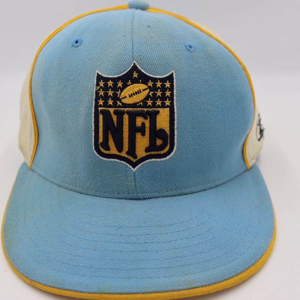 Reebok NFL Vintage Baby Blue Fitted Hat Cap Lid Streetwear Sportswear 7 1/2